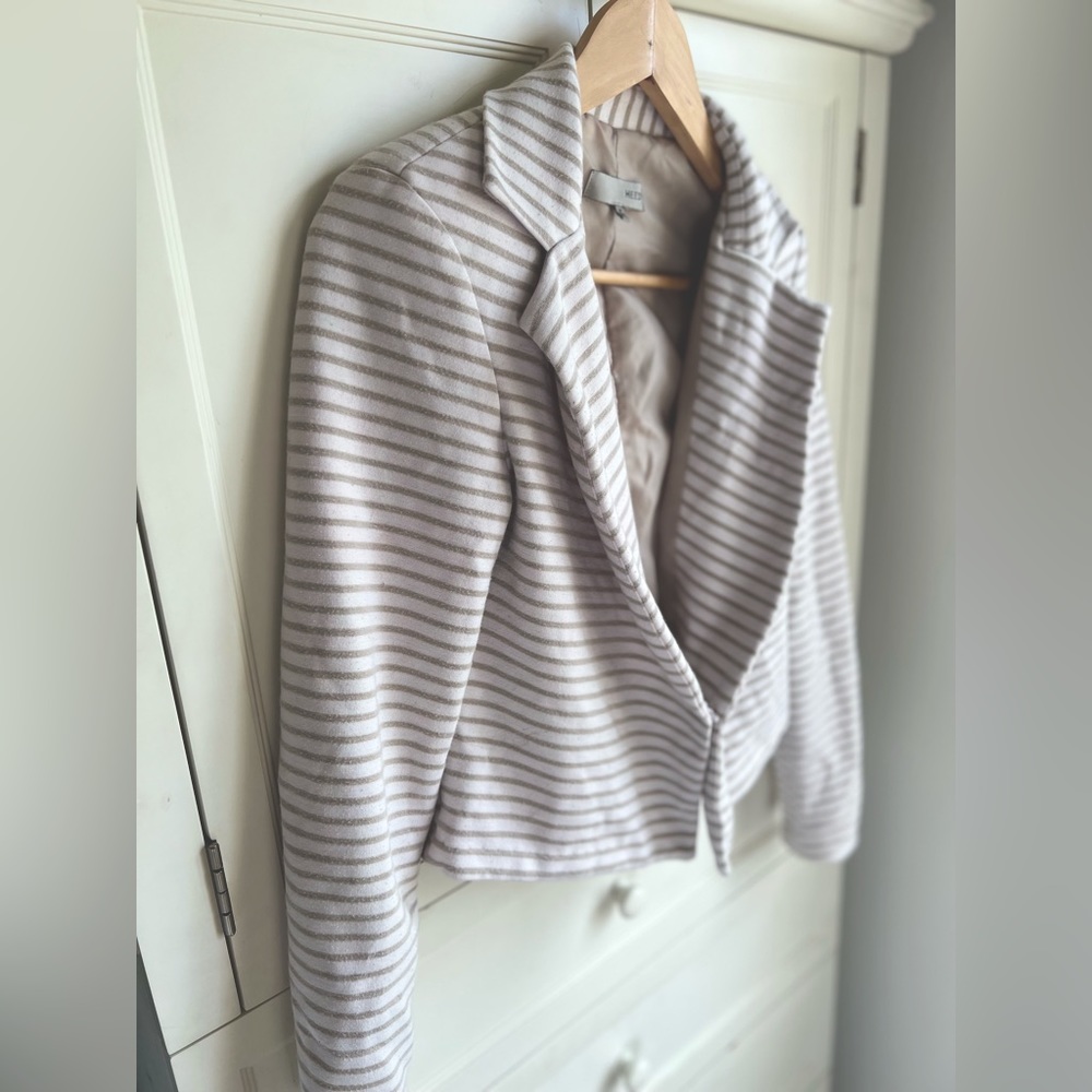 Heed White and Tan Striped Blazer size medium women's top